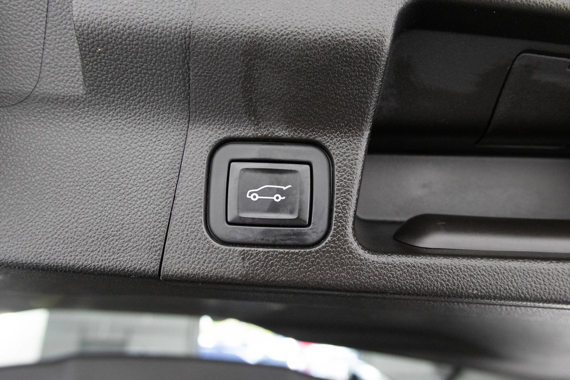 Used 2023 GMC Acadia Denali w/ Black Diamond Edition AWD/4WD image 43