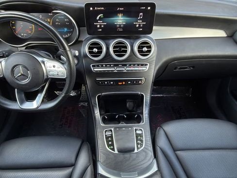 Used 2022 Mercedes-Benz GLC 300 image 18