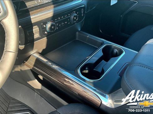 New 2026 Chevrolet Silverado 2500 LT image 12