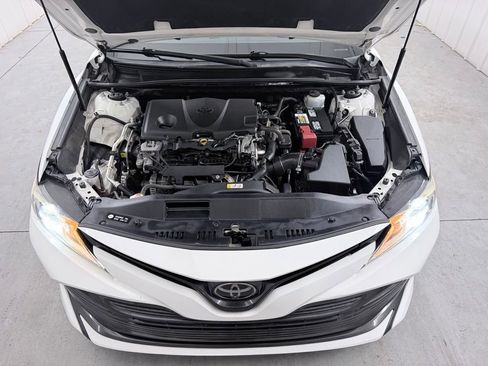 Used 2019 Toyota Camry LE FWD image 38
