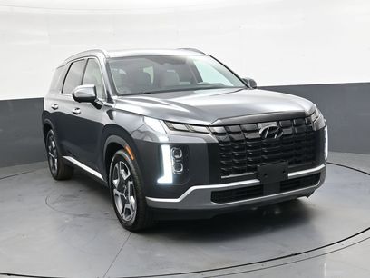 Used 2023 Hyundai Palisade Limited w/ Cargo Package