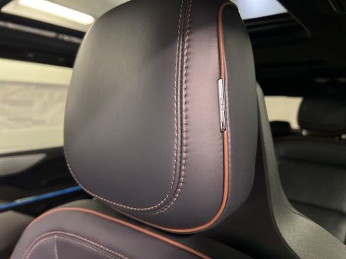 New 2026 Lincoln Navigator L Black Label AWD/4WD image 29