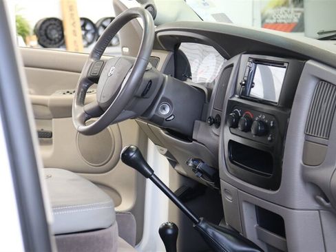 Used 2005 Dodge Ram 2500 Truck SLT w/ Quad Cab Big Horn Value Group AWD/4WD image 75
