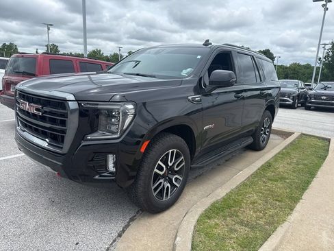 Used 2021 GMC Yukon AT4 w/ Rear Media and Nav Package AWD/4WD image 4