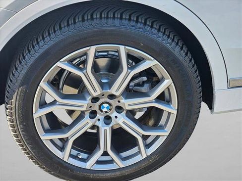 Used 2021 BMW X7 xDrive40i w/ Executive Package AWD/4WD image 26