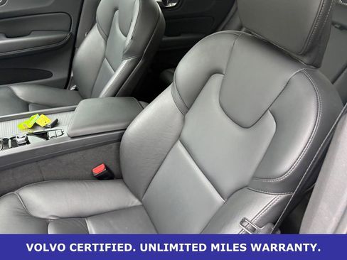 Certified 2025 Volvo XC60 B5 Core AWD/4WD image 30