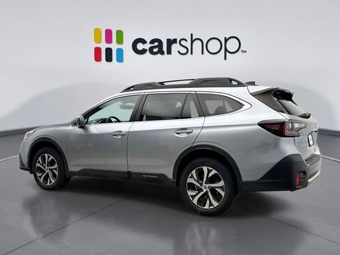 Used 2022 Subaru Outback Limited XT AWD/4WD image 3