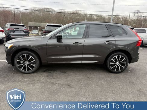 Certified 2025 Volvo XC60 B5 Plus image 5