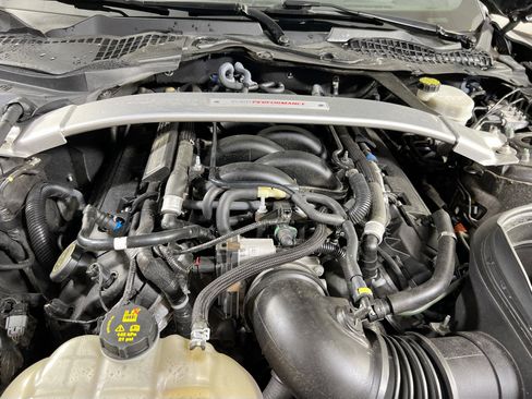 Used 2017 Ford Mustang Shelby GT350 w/ Electronics Package image 28