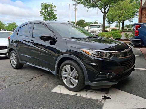 Used 2019 Honda HR-V EX image 3