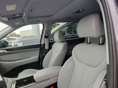 Used 2025 Hyundai Palisade SEL FWD image 6