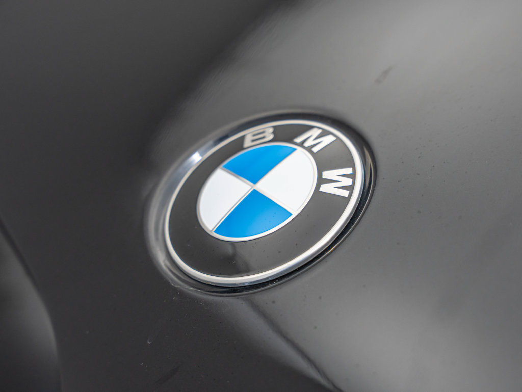 Used 2026 BMW X5 xDrive40i w/ M Sport Package AWD/4WD image 3