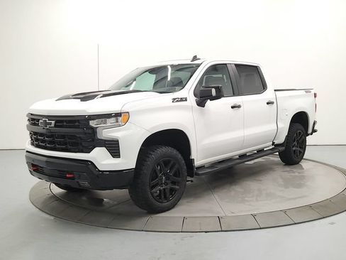 Used 2026 Chevrolet Silverado 1500 LT Trail Boss w/ Safety Package AWD/4WD image 3