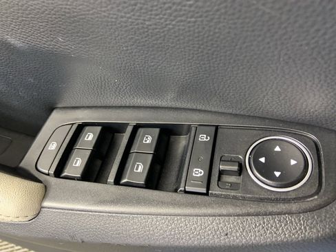 Used 2023 Kia Seltos EX image 30