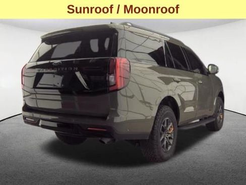 Used 2025 Ford Expedition Tremor AWD/4WD image 5