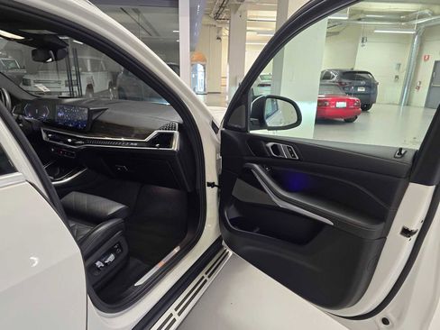Used 2024 BMW X5 xDrive40i image 13