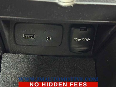 Used 2013 Subaru Legacy 3.6R Limited image 36