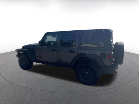 Used 2025 Jeep Wrangler Sport S image 8