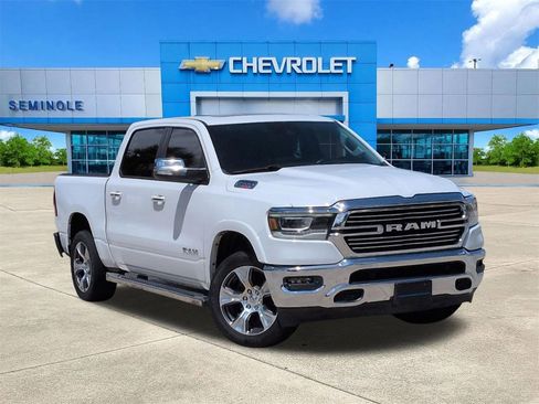 Used 2022 RAM 1500 Laramie AWD/4WD image 1