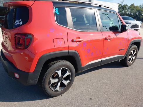 Used 2020 Jeep Renegade Trailhawk w/ Premium Leather Group AWD/4WD image 4