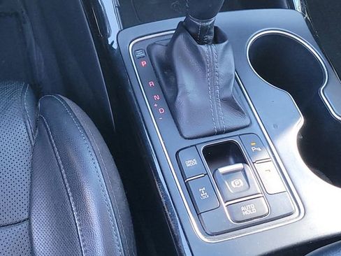Used 2019 Kia Sorento SX w/ SX Touring Package image 12