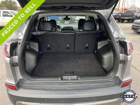 Used 2019 Jeep Cherokee Limited image 12