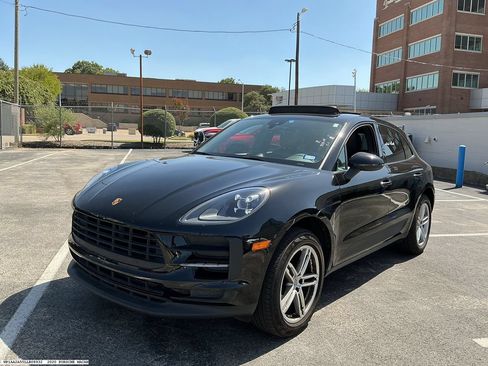 Used 2020 Porsche Macan AWD/4WD image 5