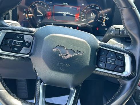 Certified 2025 Ford Mustang GT RWD image 18