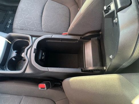 Used 2021 Toyota RAV4 XLE image 32