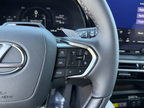 New 2026 Lexus RX 350h AWD/4WD image 24