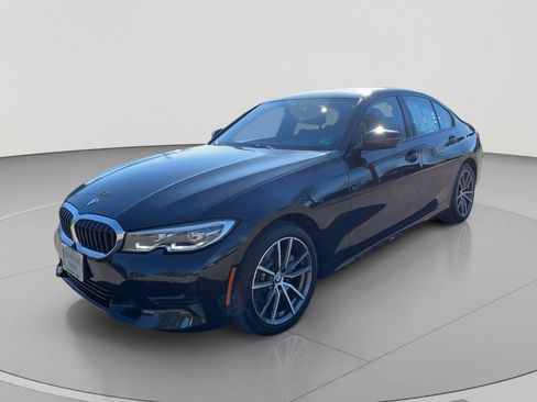 Used 2022 BMW 330i xDrive Sedan w/ Premium Package 2 AWD/4WD image 8