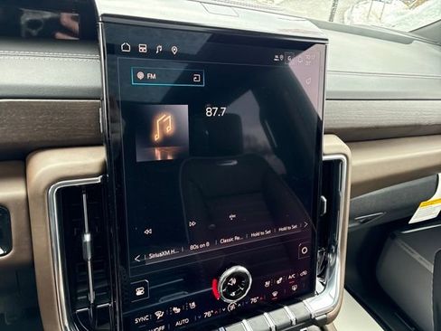 New 2026 GMC Yukon XL Denali Ultimate image 14