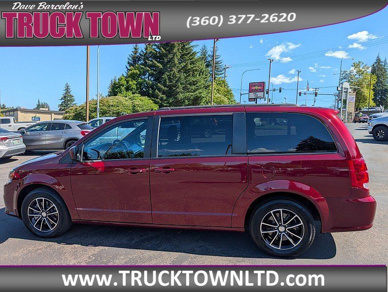 Used 2018 Dodge Grand Caravan SE FWD image 17