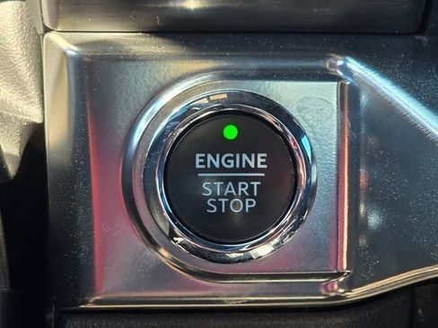 Used 2023 Ford F150 Lariat w/ Equipment Group 502A High AWD/4WD image 17