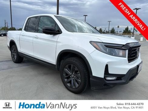 Used 2023 Honda Ridgeline Sport image 1