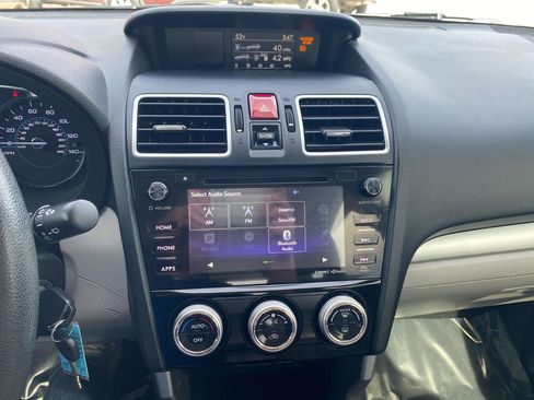 Used 2017 Subaru Forester 2.5i Premium image 20