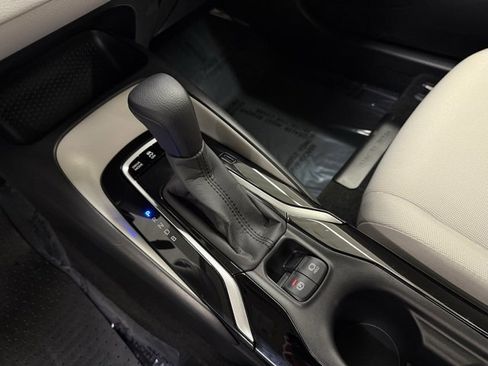 Certified 2022 Toyota Corolla LE image 15