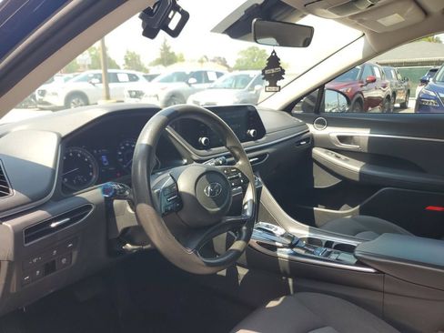 Used 2020 Hyundai Sonata SE w/ Cargo Package FWD image 16