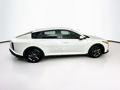 Used 2025 Kia K4 FWD image 10