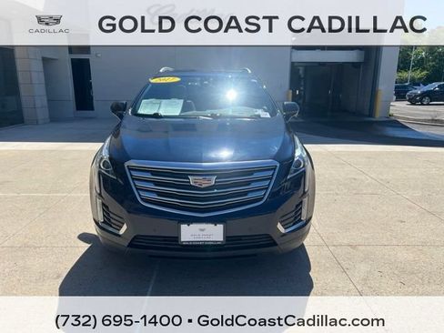 Used 2017 Cadillac XT5 Luxury w/ Driver Awareness Package AWD/4WD image 5
