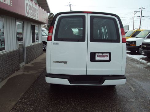 Used 2013 Chevrolet Express 1500 AWD 1500 135 image 6
