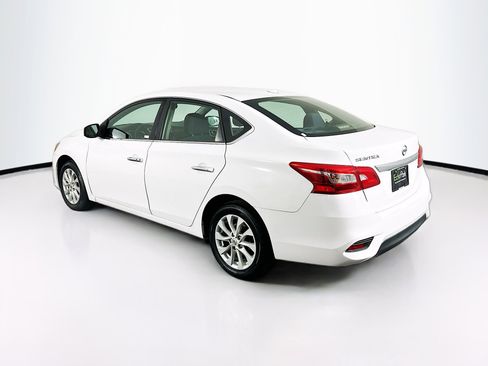 Used 2019 Nissan Sentra SV image 5