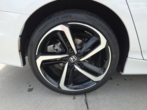 Certified 2021 Honda Accord Sport image 12