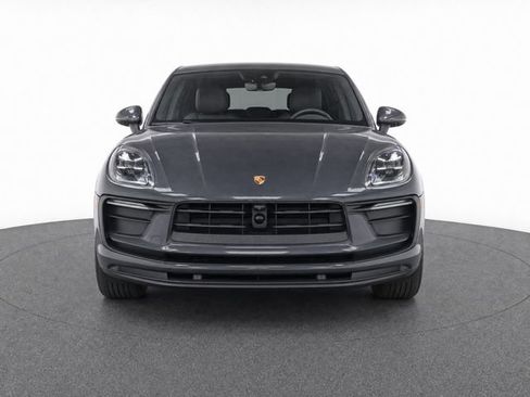 Used 2023 Porsche Macan AWD/4WD image 2