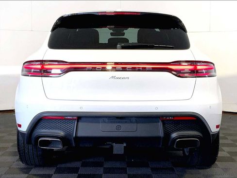 Certified 2026 Porsche Macan AWD/4WD image 6