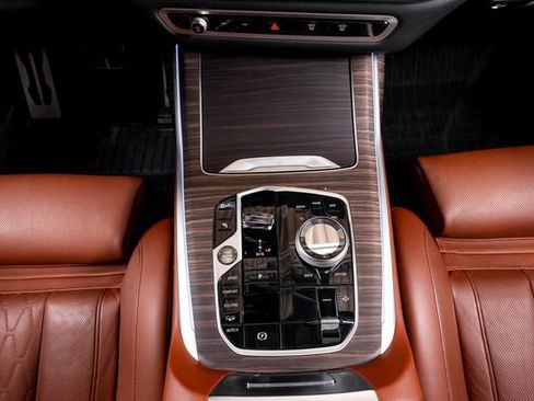 Used 2024 BMW X7 M60i w/ Executive Package AWD/4WD image 46