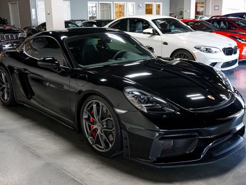 Used 2020 Porsche 718 Cayman GT4 RWD image 4