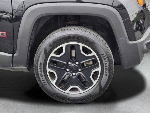 Used 2016 Jeep Renegade Trailhawk w/ Cold Weather Group image 3