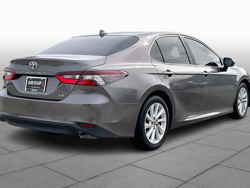 Used 2021 Toyota Camry LE image 11