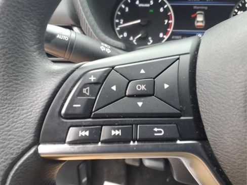 Used 2024 Nissan Sentra SV FWD image 20